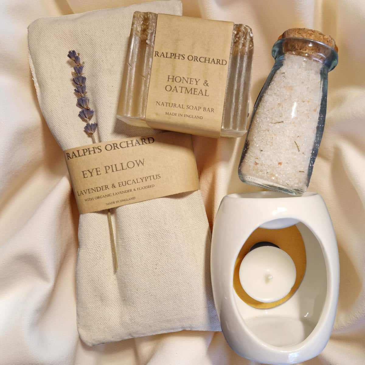 Spa Pampering Gift Set with Melt Burner and Eye Pillow